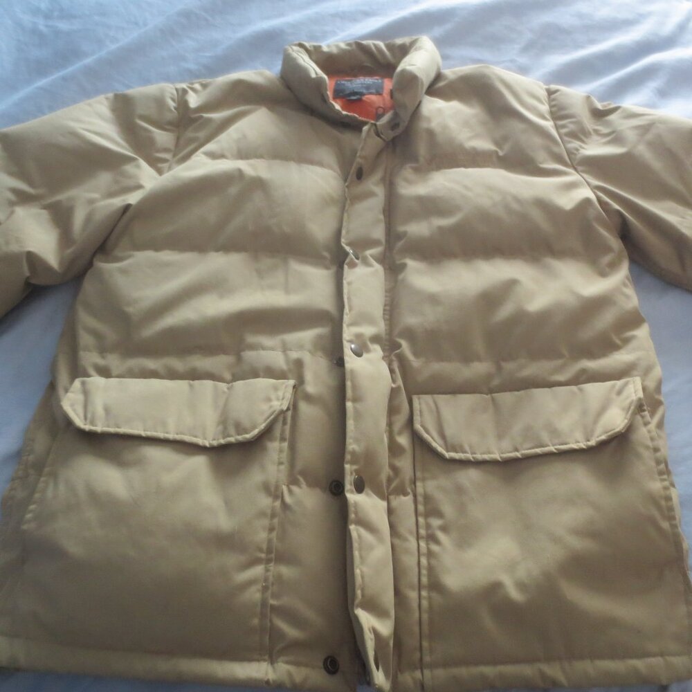 American Eagle Men's Winter Cotton Canvas Down Filled Puffer Jacket - Size XL.